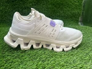 On Running Cloudswift Amp 3WG10393588 Athletic Sneaker Women's 8 Beige Mesh Gym